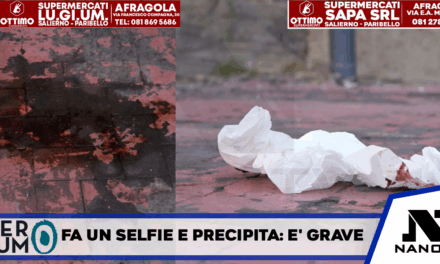 Napoli, turista precipita dal monte Echia, il giovane caduto dopo un selfie: è grave