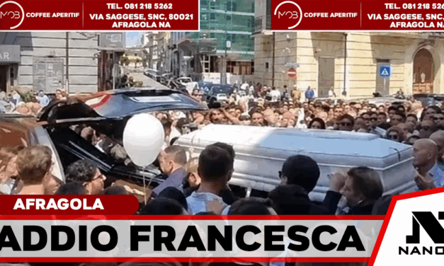Afragola si ferma per Francesca Tucci: l’ultimo saluto tra lacrime, applausi e richiesta di giustizia