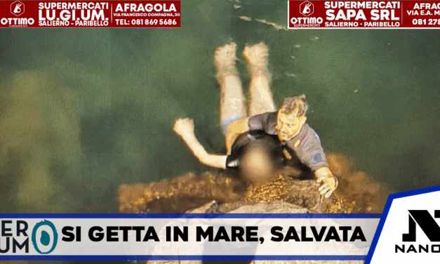 Si getta in mare dagli scogli, donna salvata da due poliziotti casertani
