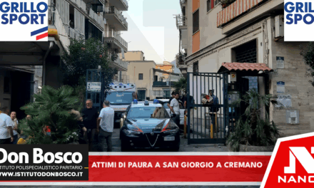 San Giorgio a Cremano (NA), ore 16 circa: Un uomo di 62 anni si è barricato in casa per motivi ancora non chiari.