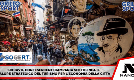 Confesercenti, Ferragosto da record con oltre 500mila turisti a Napoli