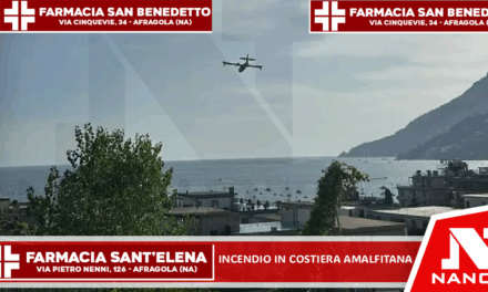 Incendio in Costiera Amalfitana, in azione canadair ed elicotteri