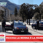 *Gragnano: Violenza di genere. Picchia la nonna con la mazza della scopa, trascina la madre per casa. La sorella chiede aiuto ai carabinieri. Arrestato 30enne*
