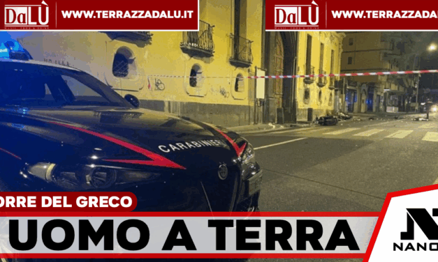 Torre del Greco, uomo trovato in strada gravemente ferito: è in fin di vita