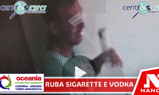 Entra per fare la spesa, poi ruba sigarette elettroniche e vodka: il video finisce sui social