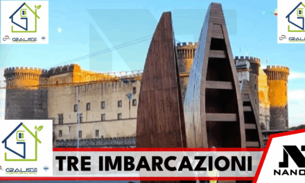 Piazza Municipio inedita con Monumenti, composta da tre imbarcazioni,