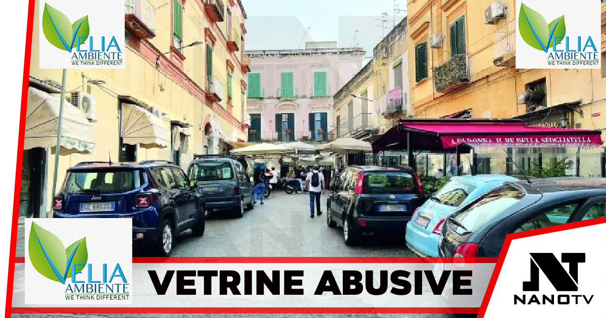 Torre del Greco, blitz in «piazzetta»: sequestrate le vetrine abusive