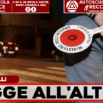 Ponticelli, fugge all’alt e si schianta contro la volante: arrestato 32enne in via de Meis