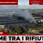 Giugliano, nuovo incendio tra le ecoballe a Taverna del Re: è il secondo rogo in due settimane
