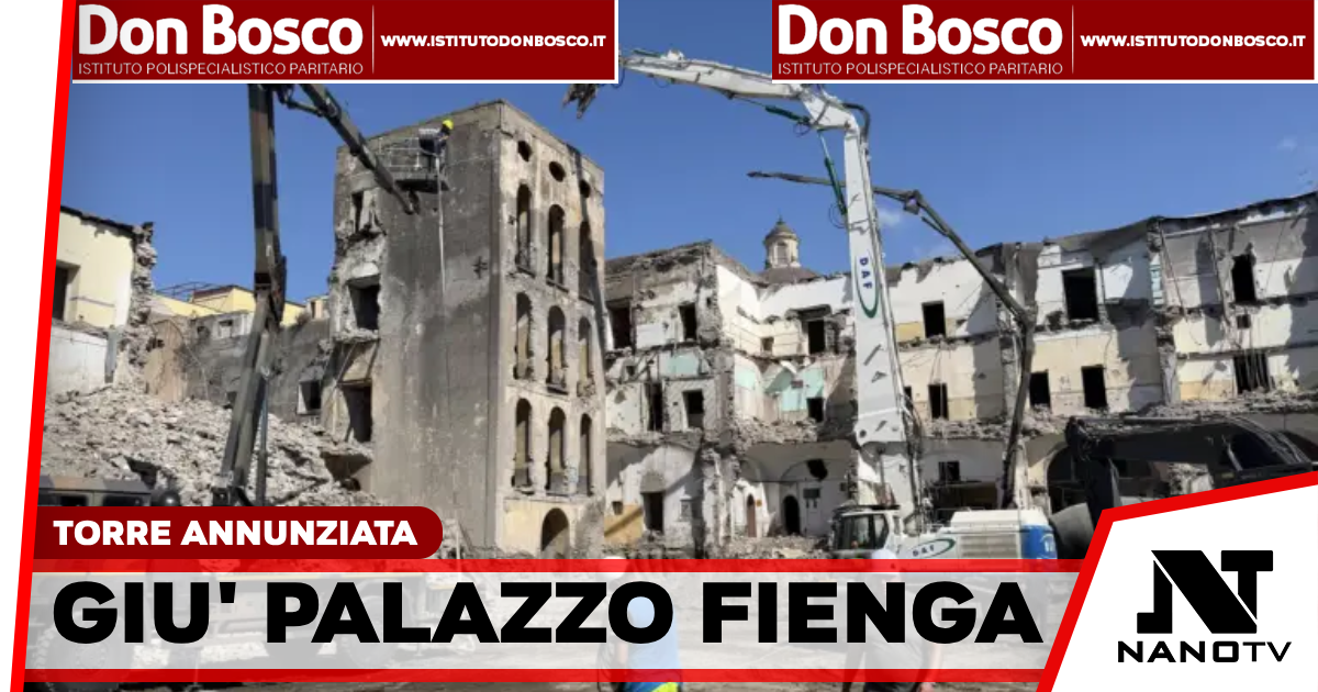 Torre Annunziata: giù la torre-simbolo di Palazzo Fienga