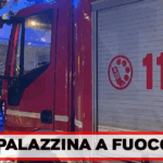 Palazzina a fuoco nel Salernitano, 80 famiglie sgomberate e 15 persone in ospedale