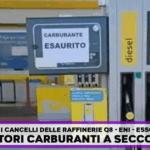 Cancelli chiusi per le raffinerie napoletane: Q8, Eni, Esso con cancelli sbarrati. Distributori a secco