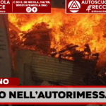 Qualiano, autorimessa distrutta dalle fiamme: paura sulla Circumvallazione Esterna