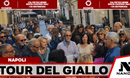 Napoli, successo per il “Tour del Giallo”: 2.000 partecipanti tra storie e misteri in città